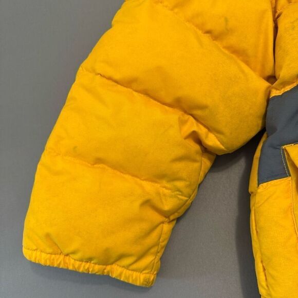 Nike Kids Puffer Jacket Size Small Down Jacket 2000s Grey Tag Activewear - Picture 4 of 16